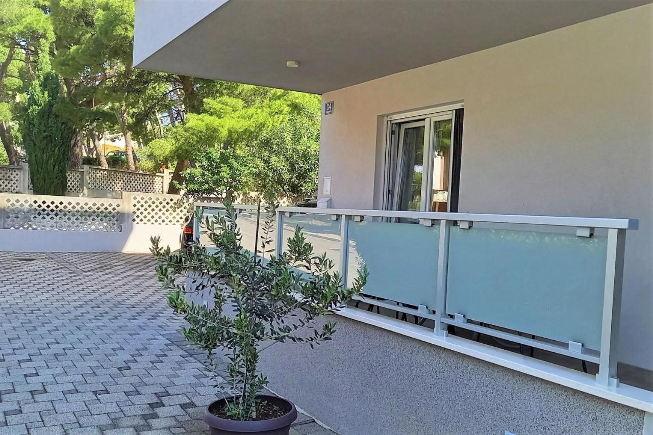 Apartments Danica 普罗马尼亚 外观 照片