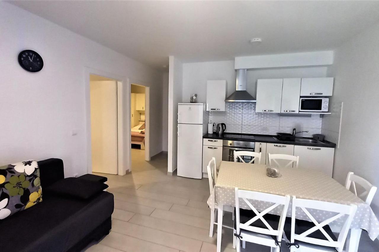 Apartments Danica 普罗马尼亚 外观 照片