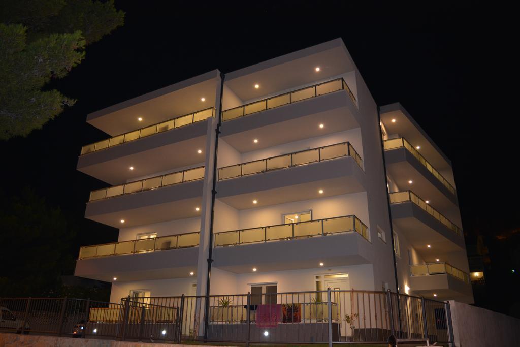 Apartments Danica 普罗马尼亚 外观 照片